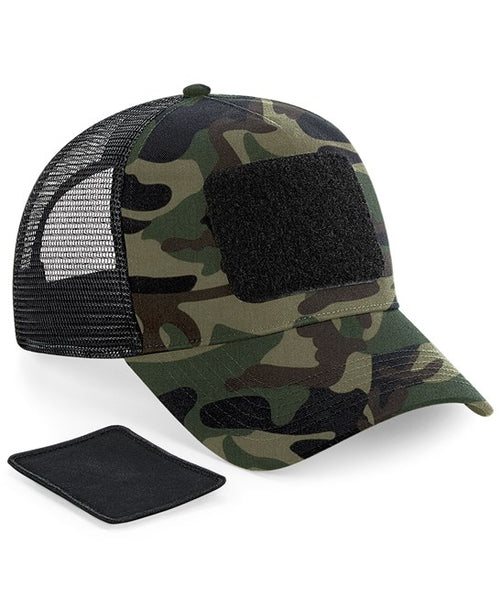 Classic logo silicone badge camo trucker cap